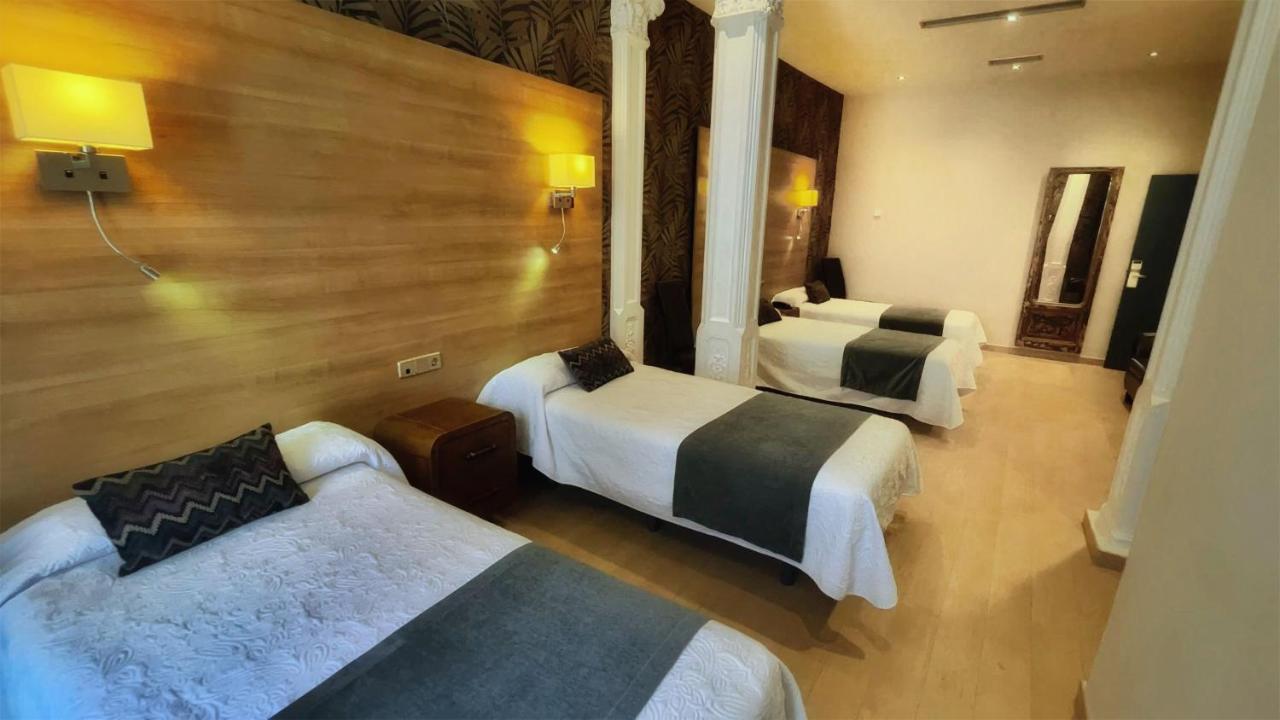 Hostal Aguilar Madri Exterior foto